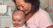 Kika Sato, mãe de Sabrina Sato, se derrete por Zoe: “Não aguento tanta fofura dos meus netos” - Foto: Reprodução/Instagram