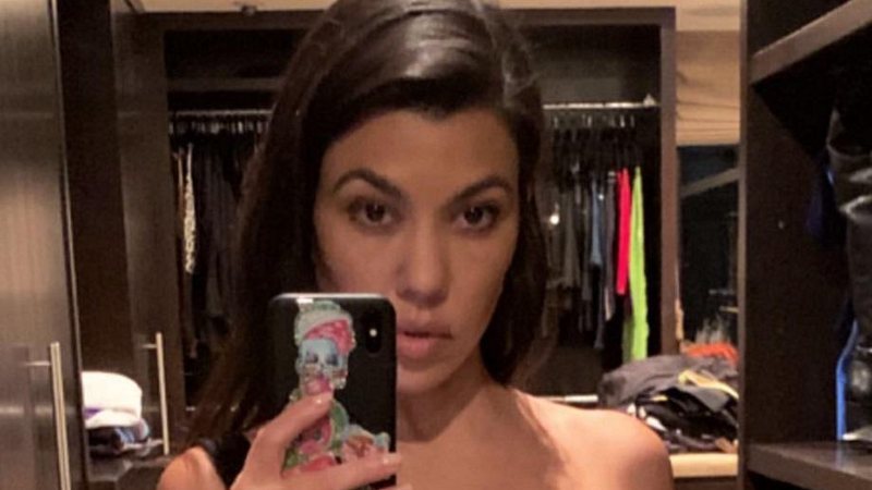Kourtney Kardashian publica foto usando corpete de renda e enlouquece a web - Foto: Reprodução/Instagram
