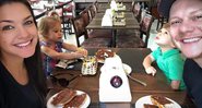 Thaís com Michel Teló e filhos em uma padaria na manhã desta quarta - Foto: Reprodução/Instagram