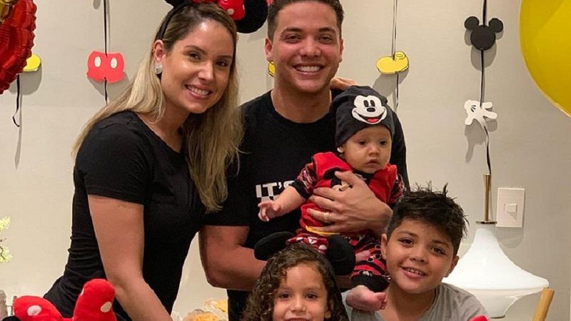 Wesley Safadão e família: dois de seus filhos estão internados com pneumonia - Foto: Reprodução/Instagram