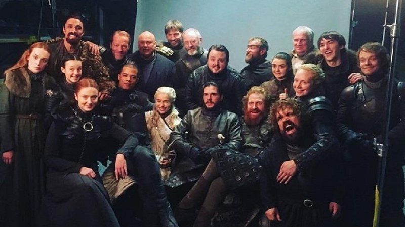 Emilia Clarke diz adeus a Game of Thrones em texto emocionante: “Agora nossa vigília tem fim” - Foto: Reprodução/Instagram