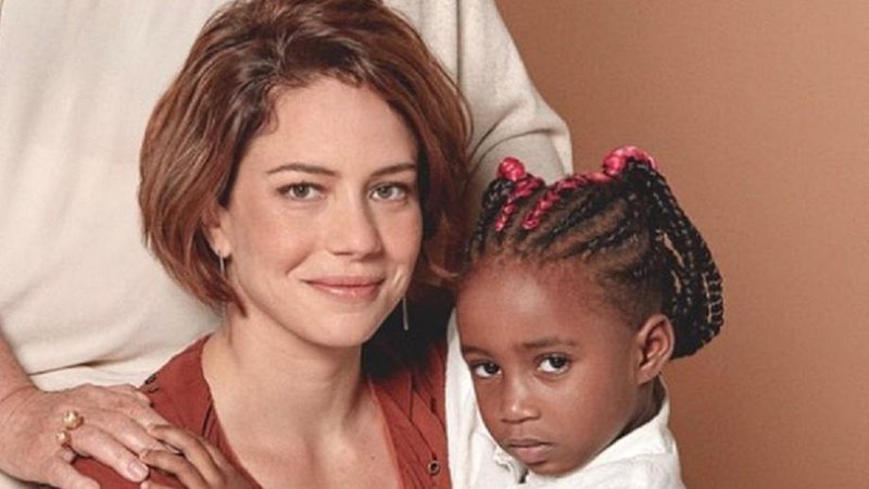 Leandra Leal fala sobre maternidade: “Eu procuro manter o que eu aprendi”. Na foto, a atriz está acompanhada de sua mãe e sua filha - Foto: Reprodução/Instagram