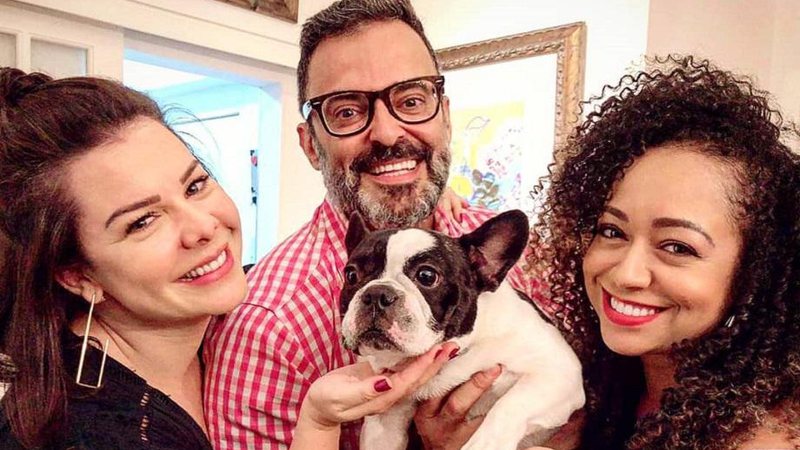 Fernanda Souza e Aretha Oliveira se reencontram com produtor de Chiquititas: “Saudades” - Foto: Reprodução/Instagram