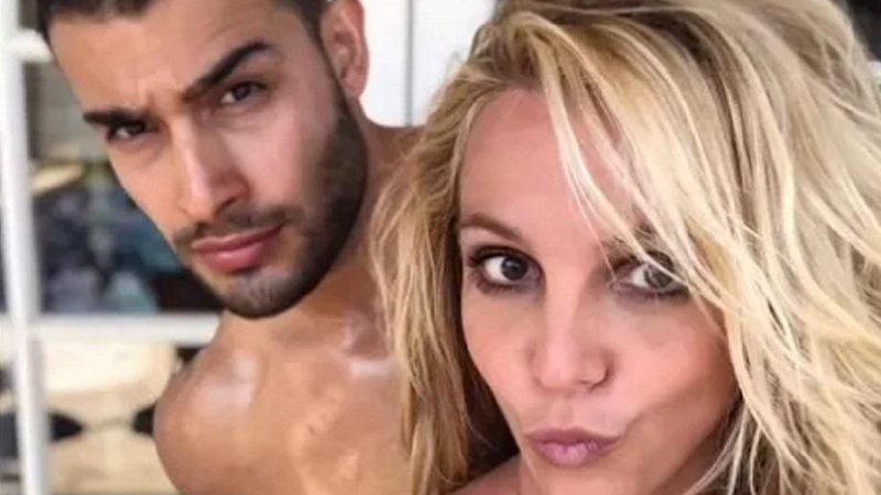 Namorado de Britney Spears posta vídeo divertido ao lado da cantora: “O que ela me faz fazer” - Foto: Reprodução/Instagram