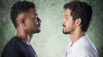 Ramon (David Junior) e Marcos (Rômulo Estrela) vão brigar feio em Bom Sucesso - Foto: TV Globo/ João Cotta