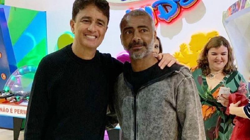 Bebeto e Romário se reencontram em festa no Rio e brinca: “Jogava pouco?” - Foto: Reprodução/Instagram