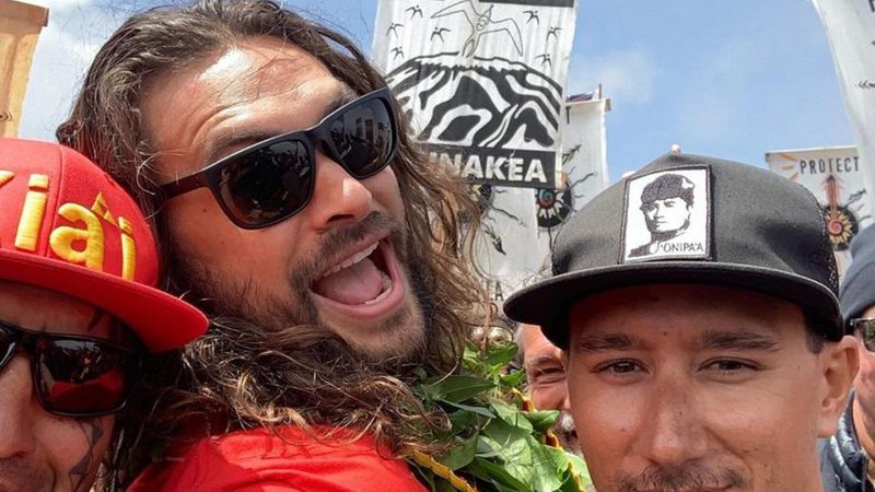 Jason Momoa participa de protesto contra instalação de telescópio gigante no Havaí - Foto: Reprodução/Instagram