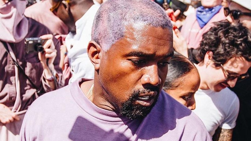Kanye West é proibido de vender camisetas e produtos com a frase “Deus é Rei” na Jamaica - Foto: Reprodução/Instagram