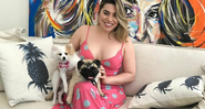Naiara Azevedo revela pintura com seu rosto em quadro enorme na sala de sua casa - Foto: Reprodução/Instagram