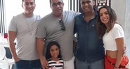 Renan, Mauro, Felipe, Anitta e Letícia em foto de família tirada nesta segunda-feira (28/10) - Foto: Reprodução/Instagram