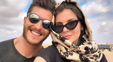 Klebber Toledo e Camila Queiroz curtem passeio pelo deserto do Marrocos - Foto: Reprodução/Instagram