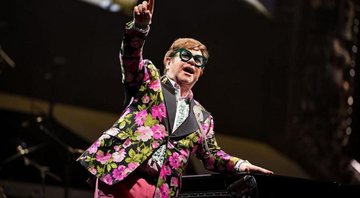 Elton John se revolta e xinga seguranças que tratavam mulher com truculência durante show - Foto: Reprodução/Instagram
