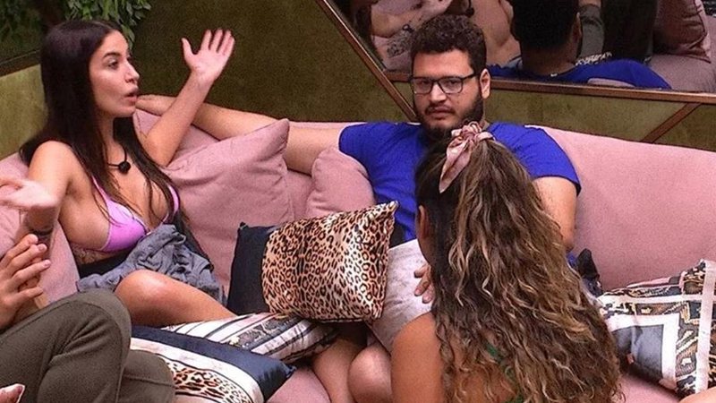 BBB: Bianca comenta briga com Rafa durante festa - Foto: Reprodução / BBB