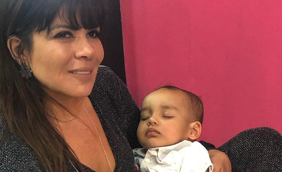 Cenapop Aos 51 Anos Mara Maravilha Posa Com Bebe No Colo E Fala Sobre Maternidade Quem Viver Vera