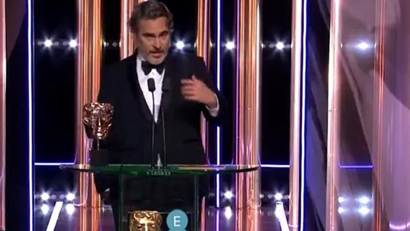 Joaquin Phoenix vence BAFTA, critica própria vitória e fala sobre falta de diversidade na indústria - Foto: Reprodução / Twitter