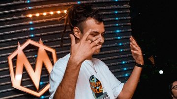 Loggic toca a primeira no Universo Paralelo: "uma experiência mágica entre música, areia e conexão verdadeira" - Reprodução Instagram