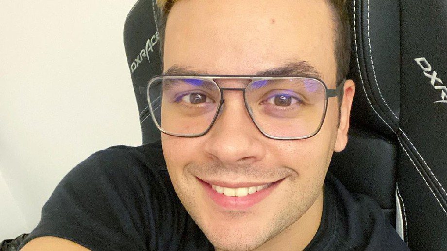 Luccas Neto analisa como se tornou o maior influenciador infantil do país -  Quem