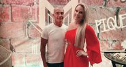 Influenciadora é 25 anos mais nova que ex-jogador de futebol, de 56 anos - Foto: Reprodução / Instagram @marcelleceolin