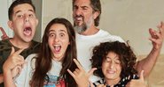 Mion divide seu tempo com Romeo, de 12 anos, Donatella, 12 anos, e Stefano, de 11 anos - Reprodução/Instagram/@marcosmion