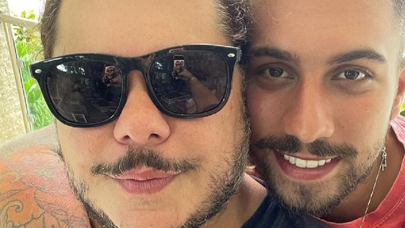 O ator Marcus Majella e o namorado, Guilherme Castro - Foto: Reprodução / Instagram