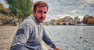 Ator brincou sobre estar molhado na beira do rio "comendo caviar" - Reprodução / Instagram @maxfercondini