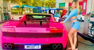 Melody reclamou do preço da gasolina ao abastecer Lamborghini - Foto: Reprodução/ Instagram@melodyoficial3