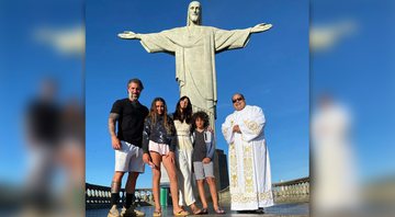 Marcos Mion, família e padre Ormar - Reprodução/Instagram