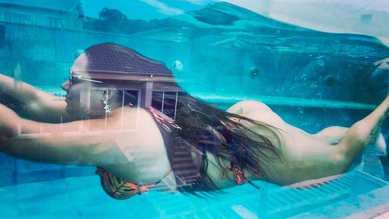 Mulher Melancia surpreendeu ao mostrar mergulho em piscina com parede de vidro - Foto: Reprodução/ Instagram@mulhermelanciaoficial