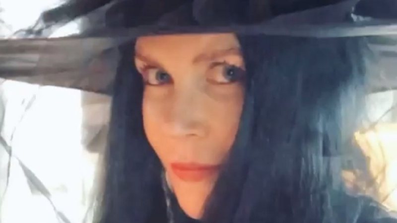 Nicole Kidman em fantasia para o Halloween de 2020 - Reprodução/Instagram