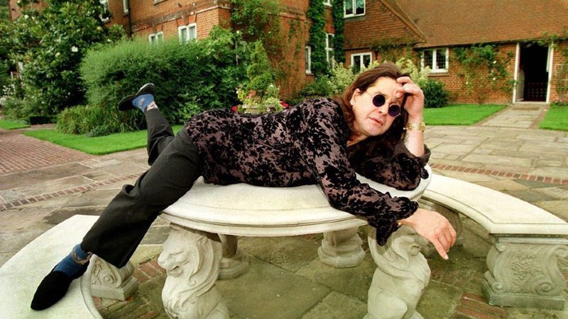 Ozzy Osbourne sofreu o acidente enquanto se recuperava de uma pneumonia - Foto: Reprodução / Instagram @ozzyosbourne