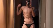 Cantora publicou clique em que posa na frente do espelho usando apenas uma peça íntima - Reprodução / Instagram @pabllovittar