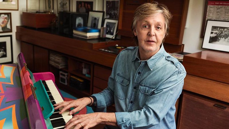 Paul McCartney impressiona em prática de ioga, TV & Famosos