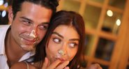 Sarah Hyland e seu noivo, Wells Adams - Foto: Reprodução / Instagram @sarahhyland