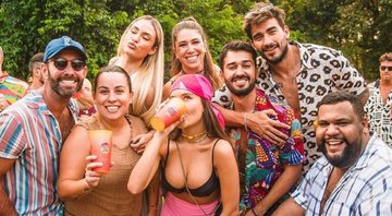 Thaís Braz, Sarah Andrade e Gui Napolitano curtem férias com amigos em casa de veraneio - Foto: Reprodução / Instagram