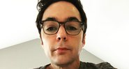 Jim, 47, é mundialmente conhecido por interpretar o cientista/geek Sheldon Cooper - Reprodução/Instagram