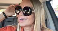 Cantora celebrou aniversário de 47 anos ao lado do marido 16 anos mais novo nesta semana - Reprodução/Instagram/@solangealmeida