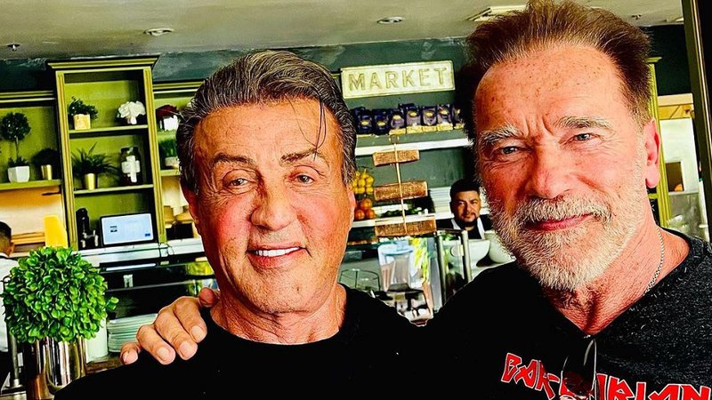 Sylvester Stallone e Arnold Schwarzenegger voltaram a se encontrar - Foto: Reprodução / Instagram @officialslystallone