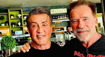 Sylvester Stallone e Arnold Schwarzenegger voltaram a se encontrar - Foto: Reprodução / Instagram @officialslystallone
