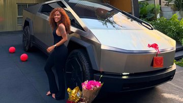 Sthe Matos e Kevi Jonny completaram um ano de casado