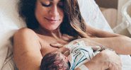 Atriz publicou desabafo ao celebrar a vida do filho nas redes sociais - Reprodução / Instagram @thailaayala