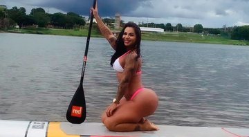 Vanessa Ataídes contou que teve um orgasmo durante o treino de glúteos - Foto: Reprodução/ Instagram@vanessa.ataidess