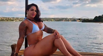 Vanessa Ataídes mostrou ducha na praia e recebeu elogios - Foto: Reprodução/ Instagram@vanessa.ataidess