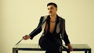 Cantor e compositor VINI POP divulga novo single, intitulado 'GRAVATA' - Foto: Rafael Fernandes (KROP CRIATIVO)