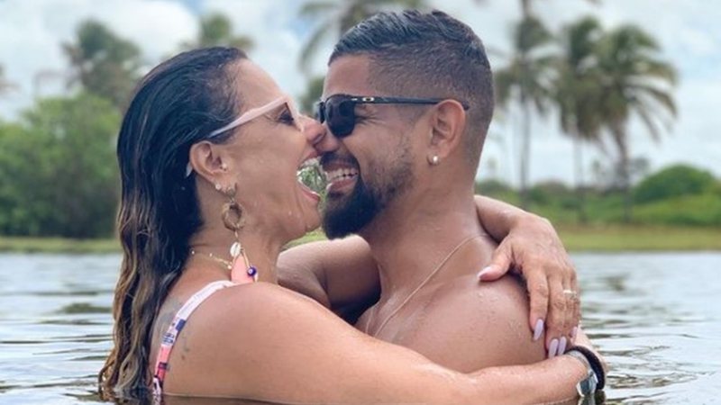Viviane Araujo compartilha post para comemorar seu casamento - Foto: Reprodução / Instagram @araujovivianne