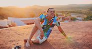 Frank Aguiar, atualmente com o nome de Luz Aguiar, lançou novo trabalho nesta semana - Foto: Reprodução / Instagram@frankaguiar