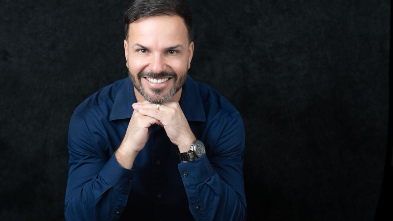 A jornada entre o palco e o destino: Vinicius Rodrigues Ferreira comenta como celebridades e grandes eventos movem o turismo mundial - Reprodução Instagram