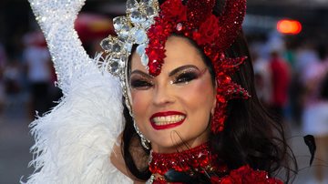 Milene Gonzalez rouba a cena no Anhembi e transforma o enredo “Anti-Herói Brasil” em um manifesto de moda e atitude - Roberto Batista - Renato Cipriano / Zuleika Ferreira - Divulgação