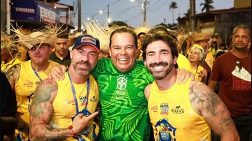 Jones Machado em registro ao lado do vice-governador da Bahia, Geraldo Júnior, e de seu irmão, Felipe Vianna, que representa o líder do governo da Bahia, o deputado estadual Rosemberg Pinto. - Divulgação pessoal