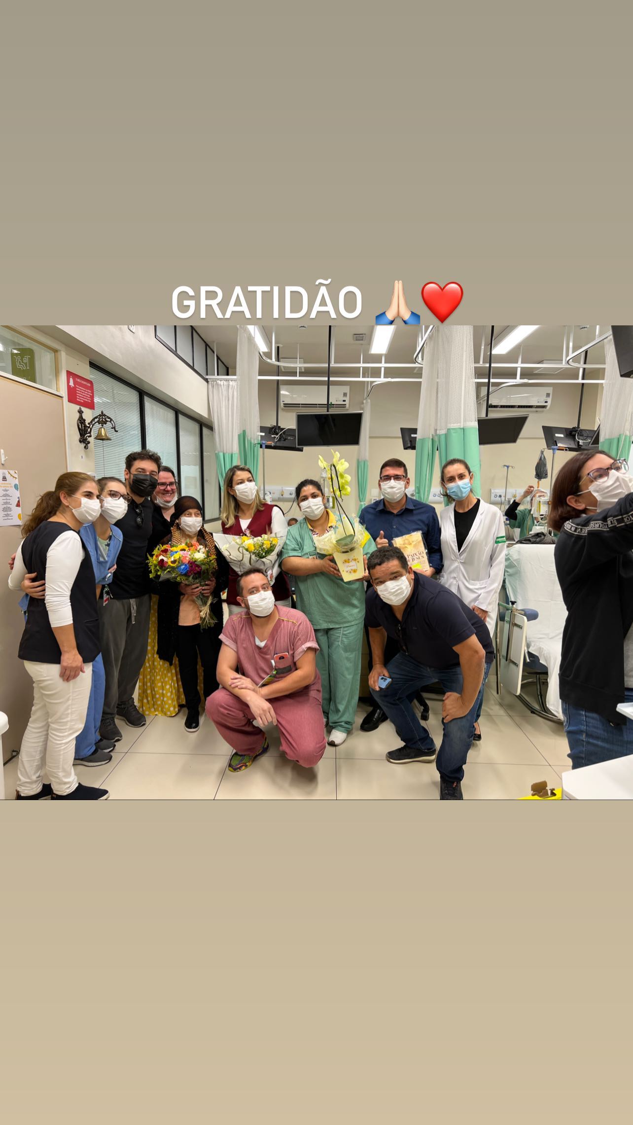 Fernando Zor publica foto da equipe do hospital que atendeu sua mãe - Foto: Instagram