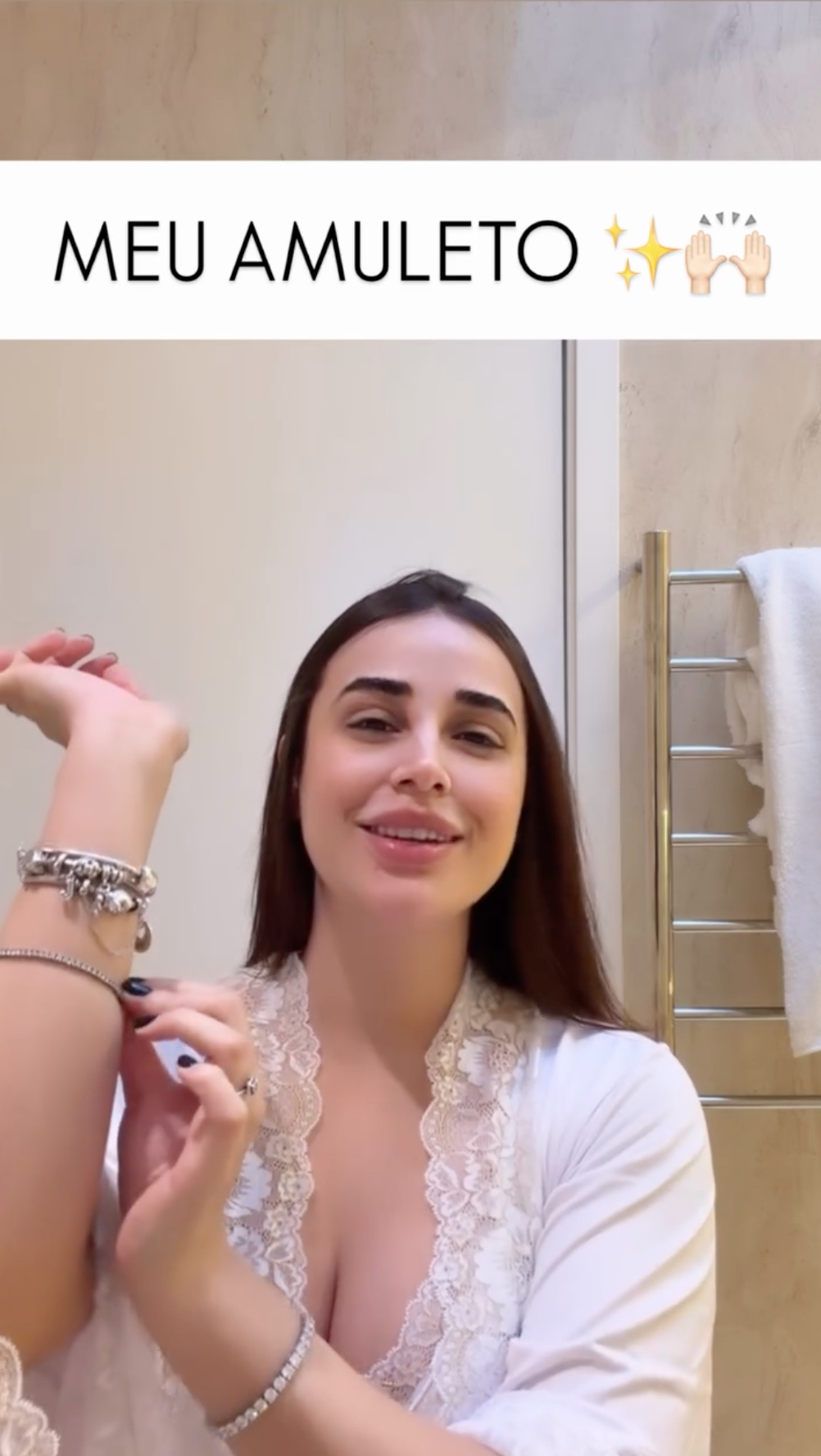 Bruna Pinheiro diz que pulseira de grife foi presente de jogador da seleção - Foto: Arquivo pessoal